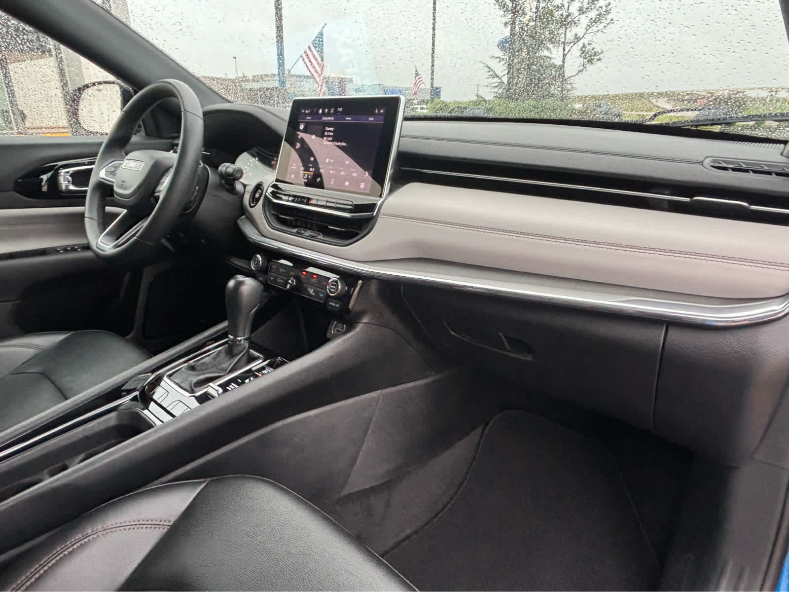 Used 2024 Jeep Compass Limited AWD/4WD image 11