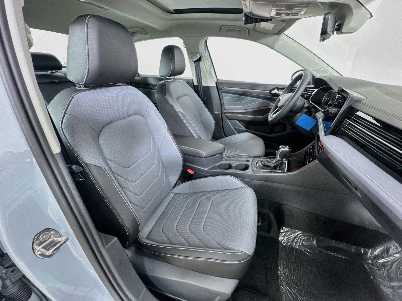 New 2027 Volkswagen Jetta SEL FWD image 28