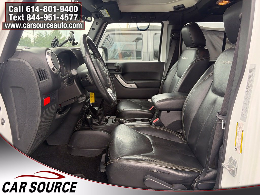 Used 2016 Jeep Wrangler Unlimited Rubicon AWD/4WD image 12