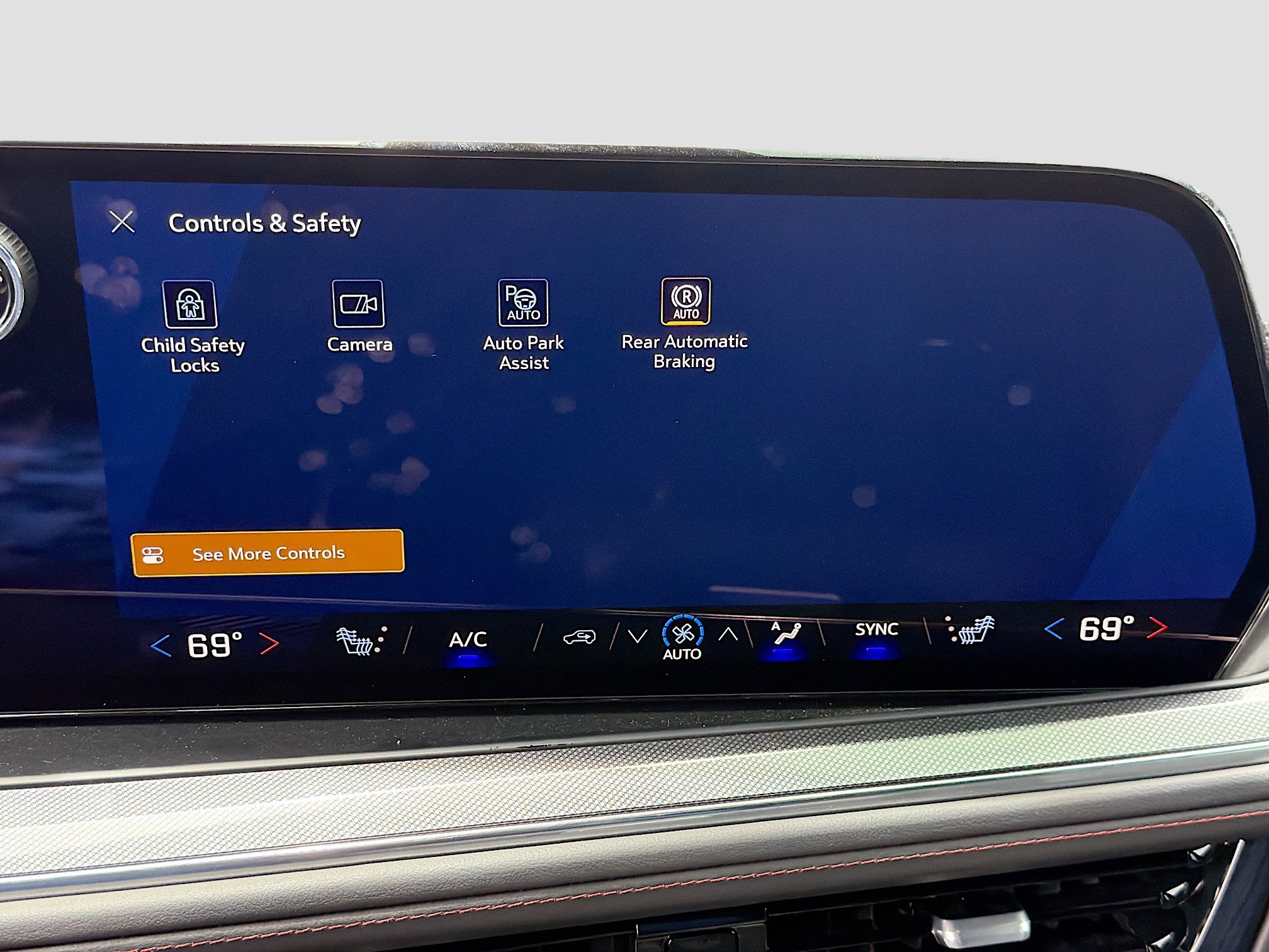 Used 2026 Chevrolet Tahoe RST w/ Comfort Package image 34