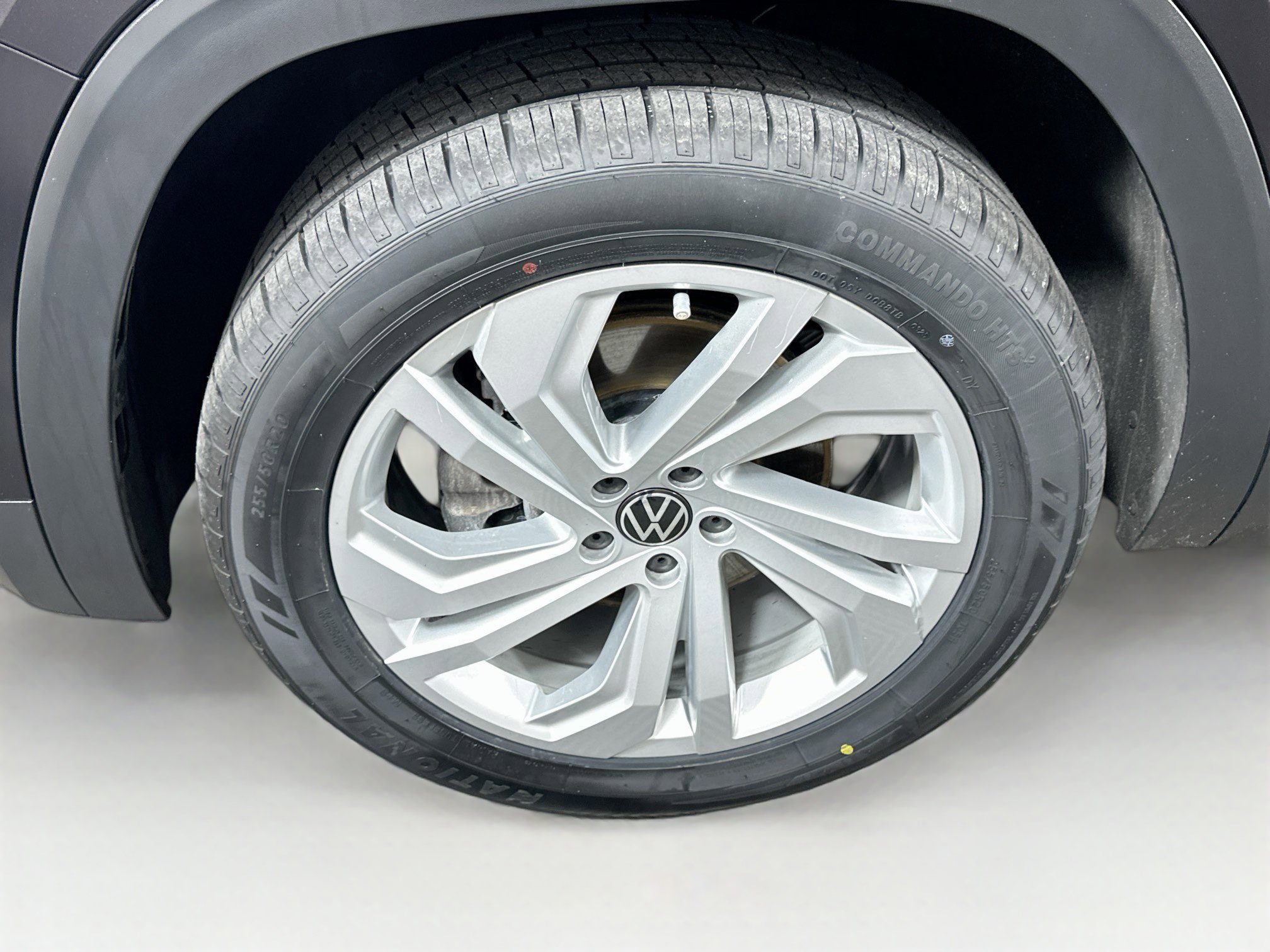 Used 2023 Volkswagen Atlas SE w/ Panoramic Sunroof Package image 35