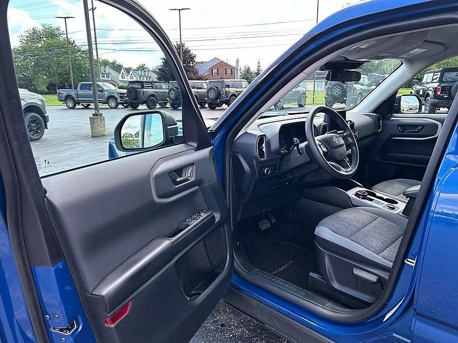 Used 2023 Ford Bronco Sport Big Bend AWD/4WD image 9