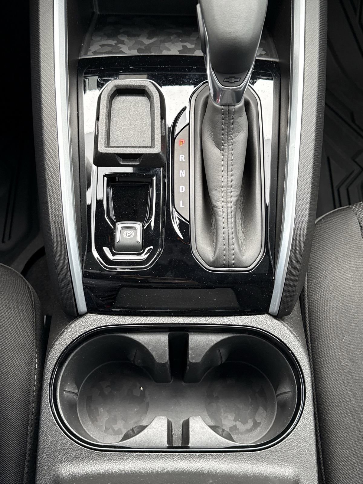 Used 2024 Chevrolet Colorado LT image 32