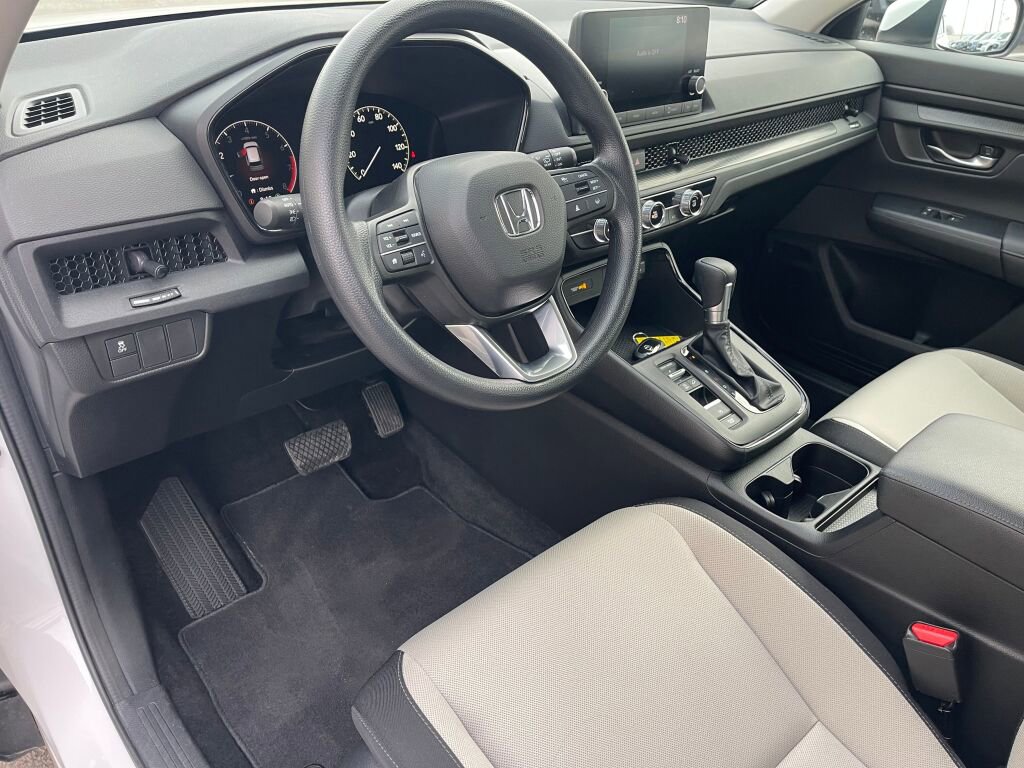 Used 2024 Honda CR-V LX image 5