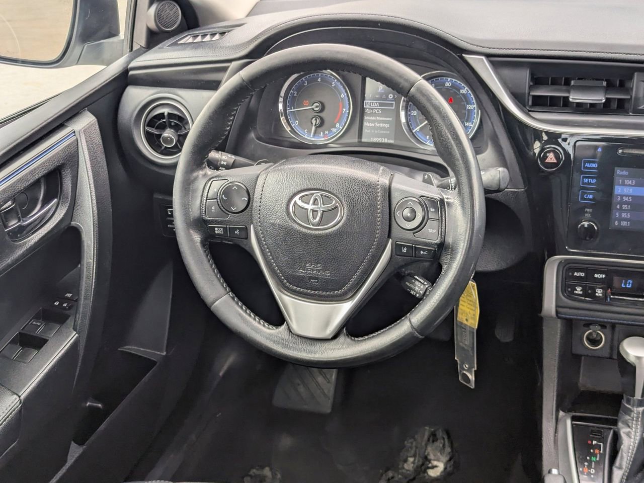 Used 2019 Toyota Corolla SE image 13