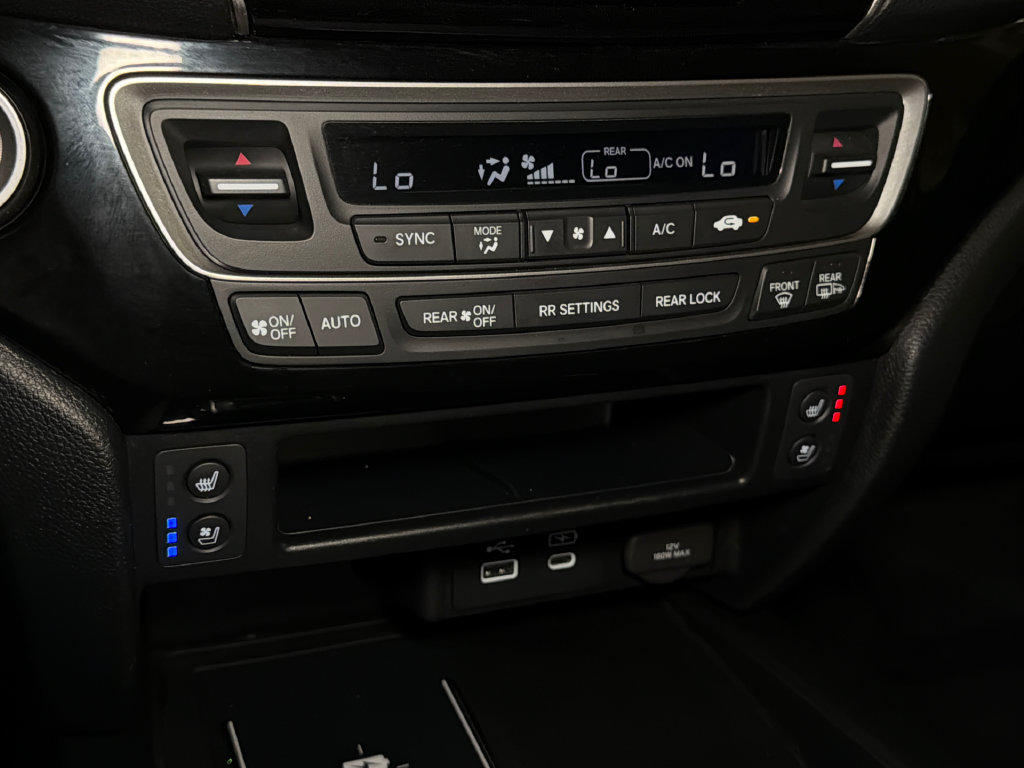 Used 2024 Honda Passport Black Edition image 31