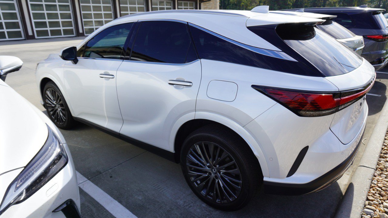 Certified 2025 Lexus RX 350 AWD w/ Convenience Package image 9