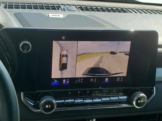 Used 2024 Chevrolet Colorado LT w/ LT Convenience Package III image 22