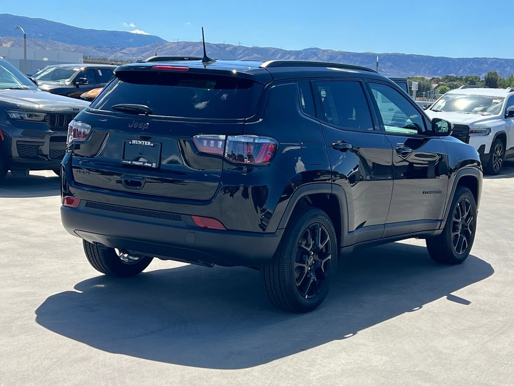 New 2026 Jeep Compass Latitude AWD/4WD image 8
