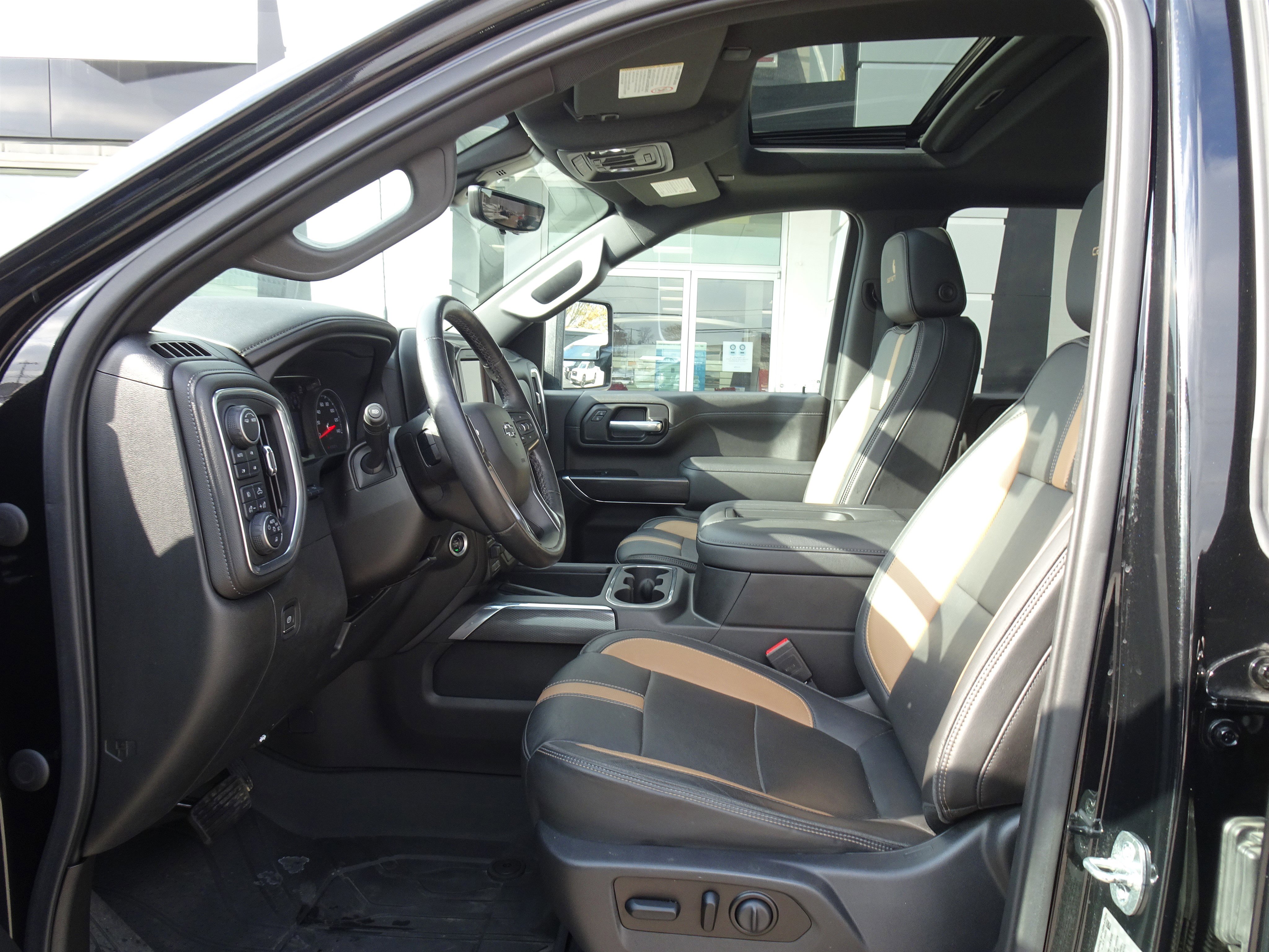 Used 2021 Chevrolet Silverado 2500 LTZ w/ Carhartt Edition image 11