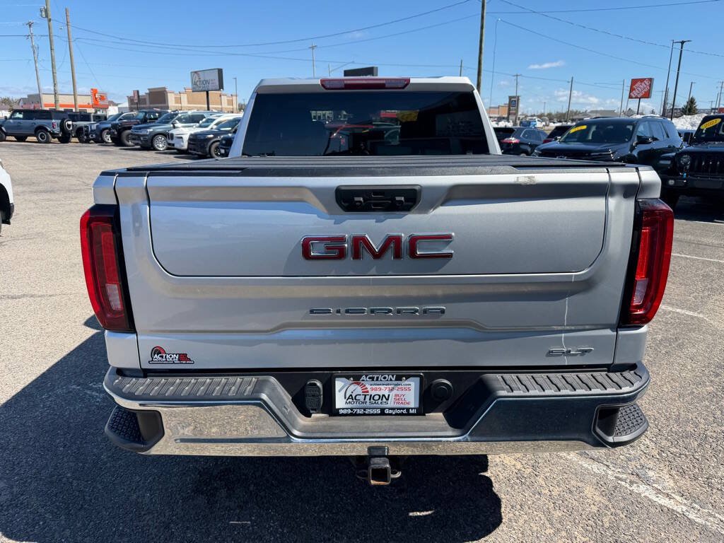 Used 2022 GMC Sierra 1500 SLT w/ SLT Convenience Package AWD/4WD image 4