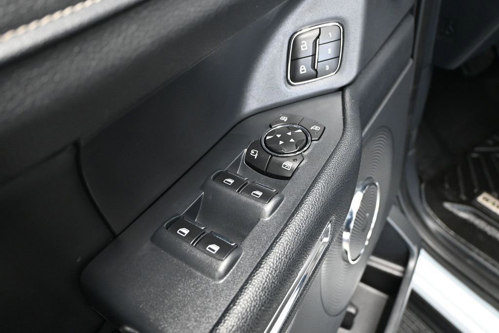Used 2022 Ford Expedition Max XLT AWD/4WD image 21