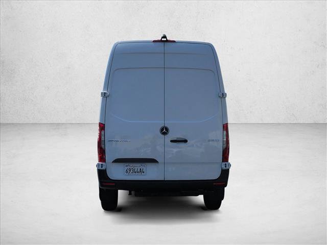 Used 2025 Mercedes-Benz Sprinter 2500 image 7