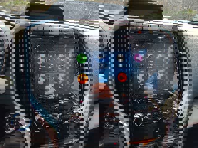 Used 2022 Subaru Ascent Limited image 15