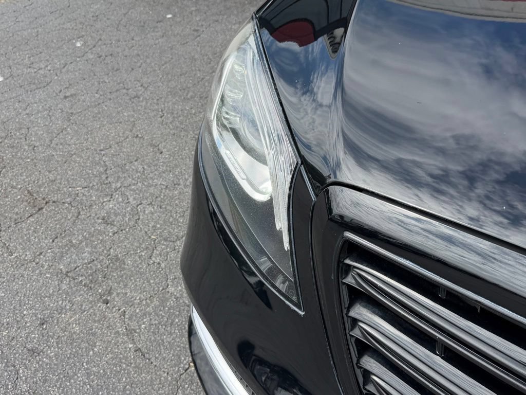 Used 2019 Mercedes-Benz S 560 Sedan image 4