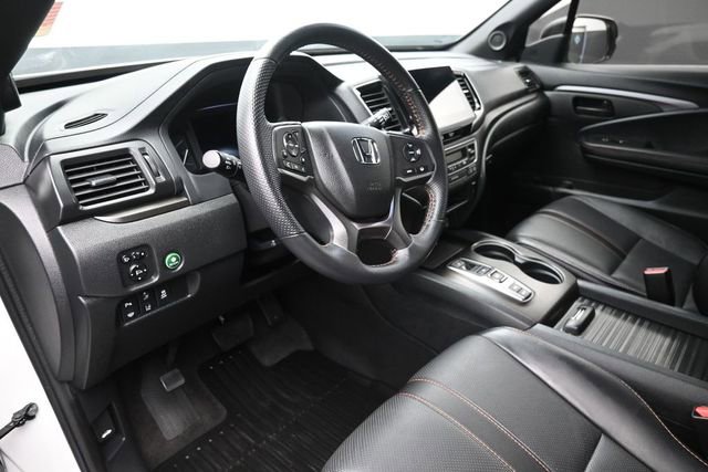 Certified 2023 Honda Passport TrailSport image 18
