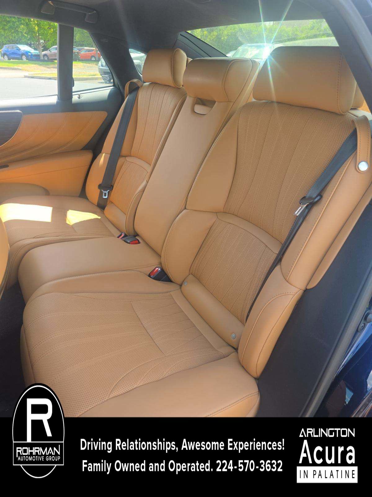 Used 2023 Lexus LS 500 AWD w/ Luxury Package image 9