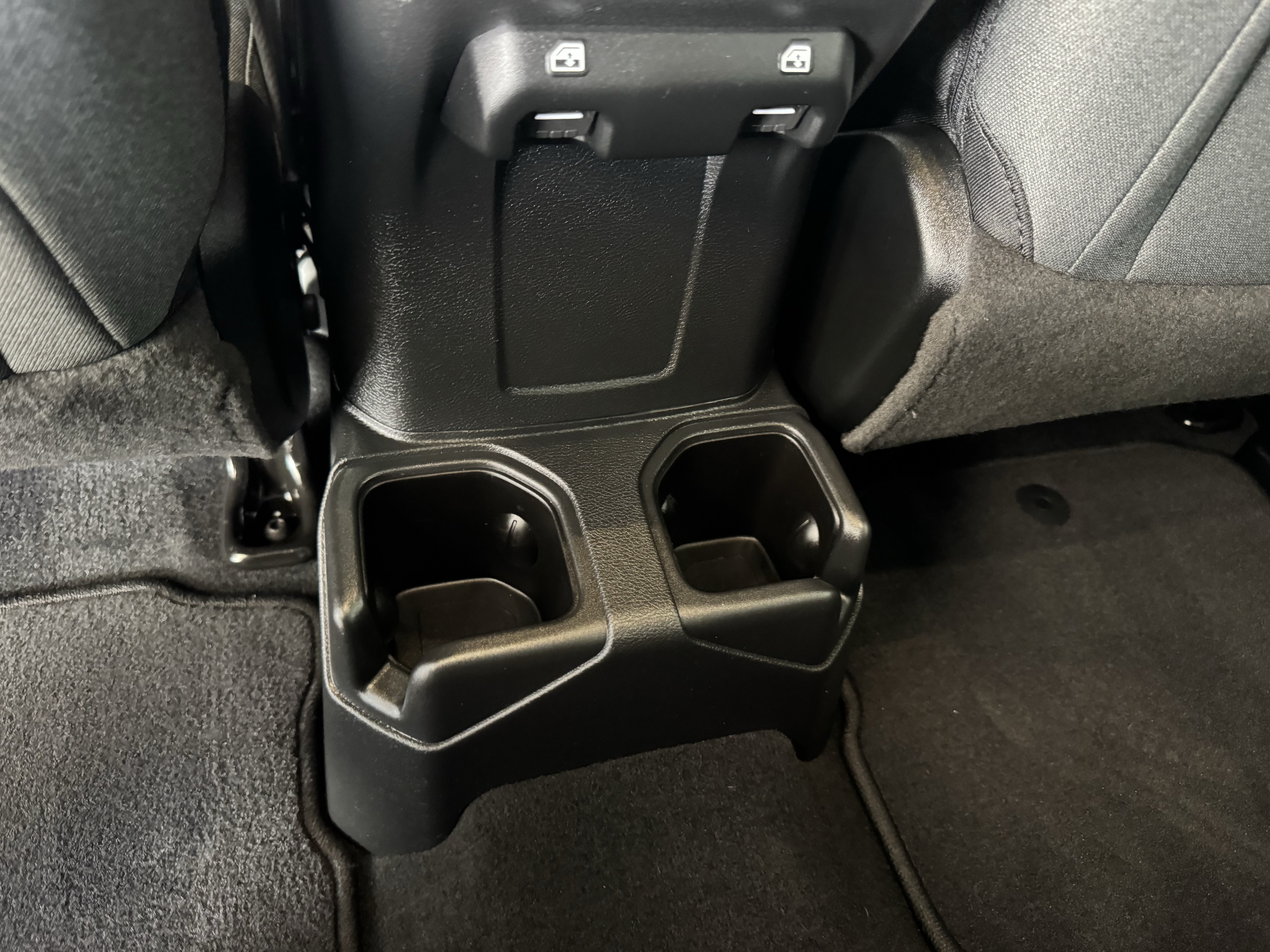 Used 2024 Jeep Wrangler Unlimited Sport AWD/4WD image 15