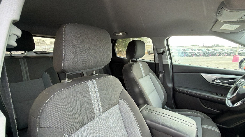 Used 2025 Chevrolet Blazer LT AWD/4WD image 29