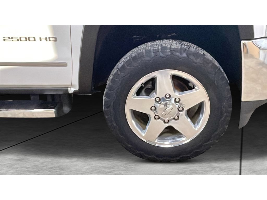 Used 2015 Chevrolet Silverado 2500 LTZ w/ Duramax Plus Package AWD/4WD image 20