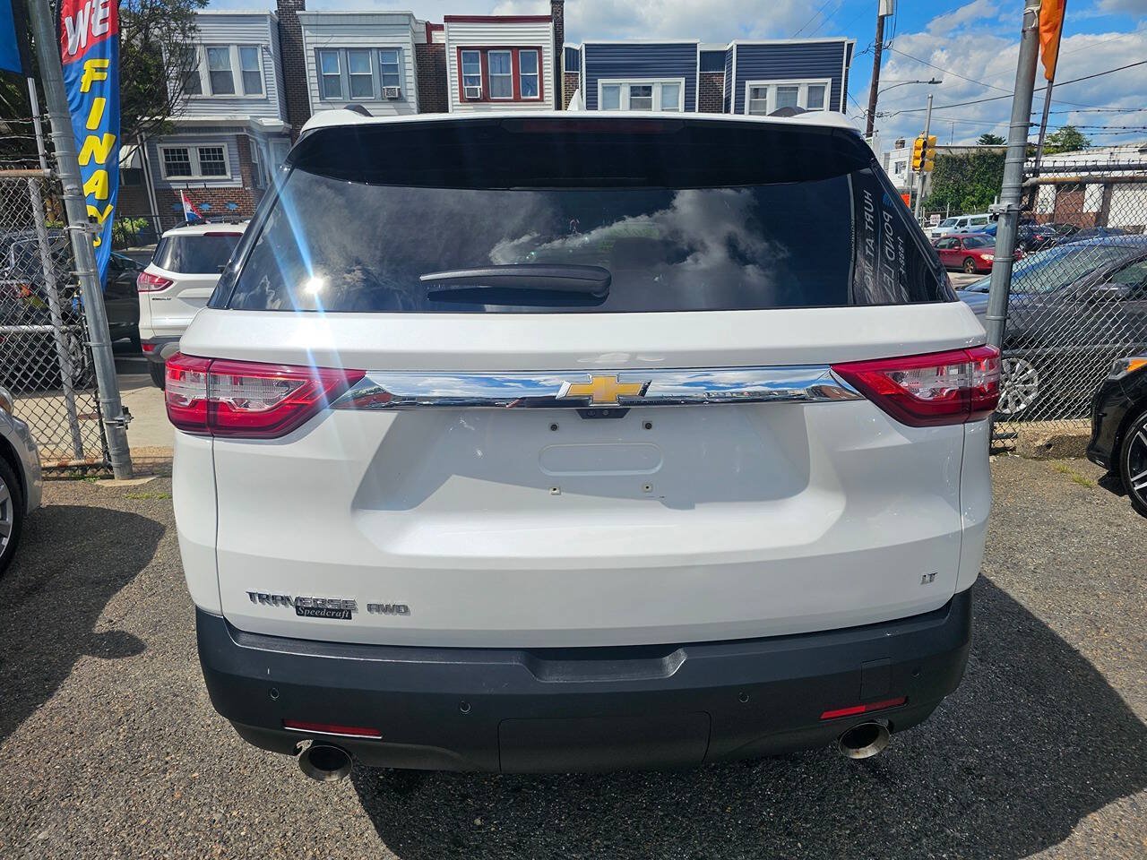 Used 2019 Chevrolet Traverse LT w/ LT Premium Package AWD/4WD image 9