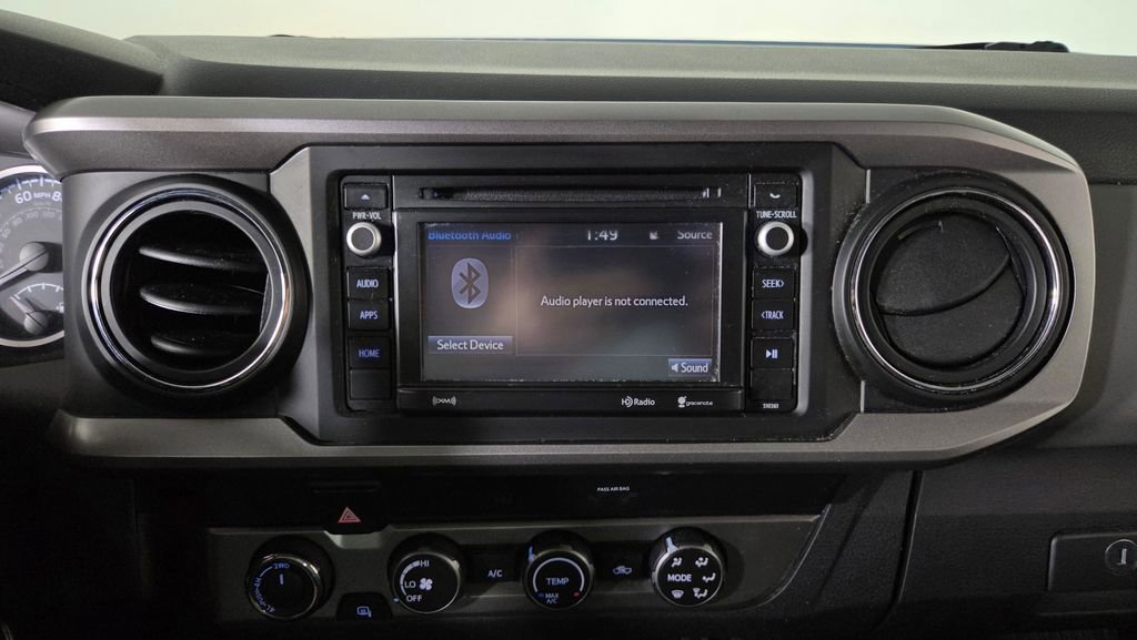 Used 2019 Toyota Tacoma SR5 AWD/4WD image 23