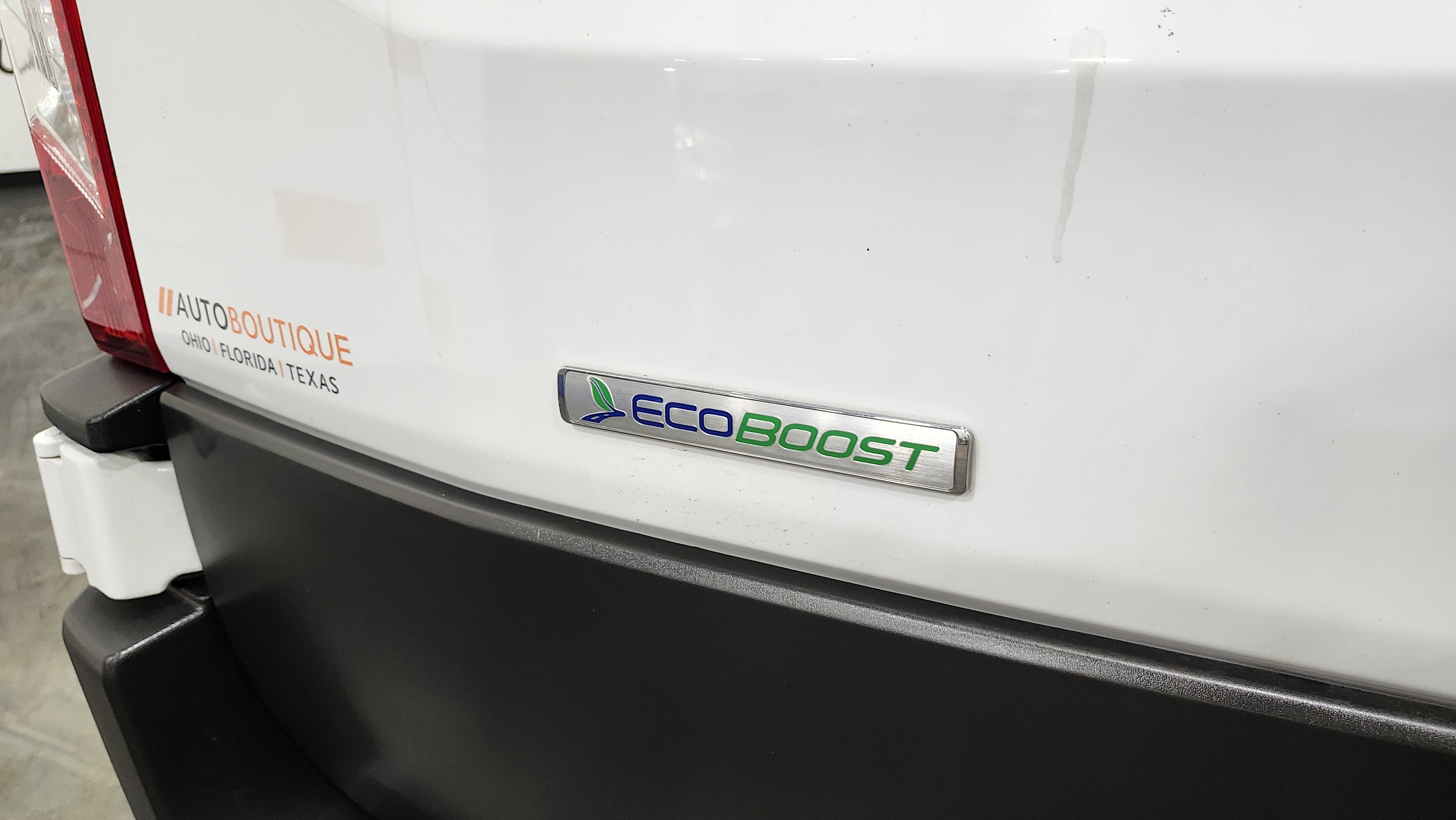 Used 2023 Ford Transit 350 XLT image 26