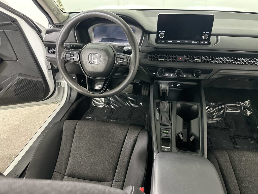 Used 2024 Honda Accord EX image 19