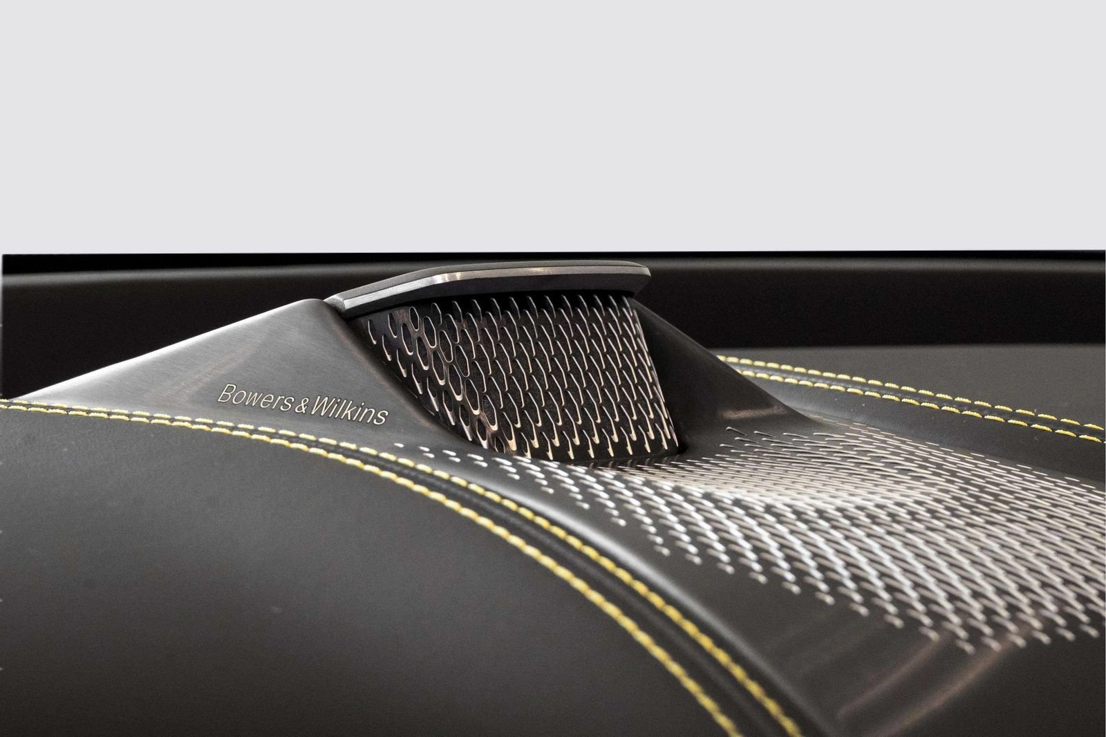 New 2026 Aston Martin DBX S AWD/4WD image 43