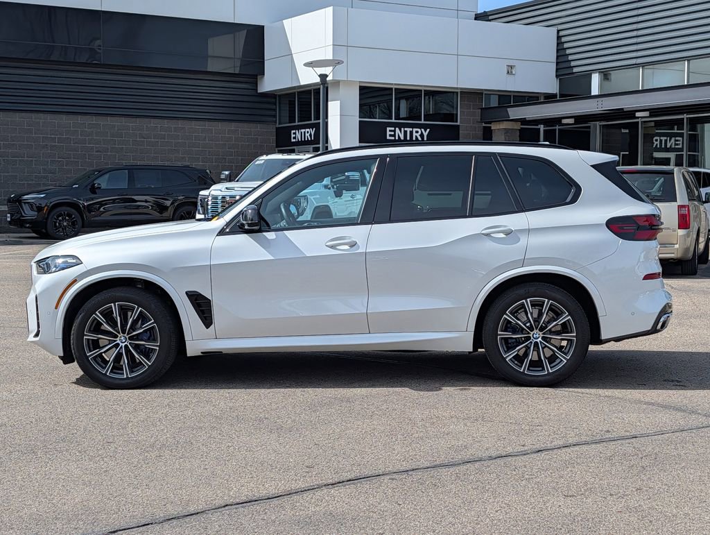 Used 2026 BMW X5 M60i image 6
