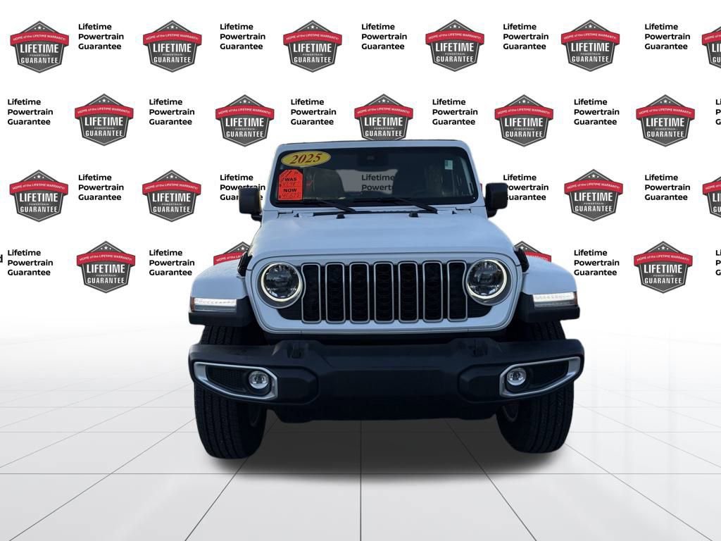 Used 2025 Jeep Wrangler Sahara w/ Safety Group image 10
