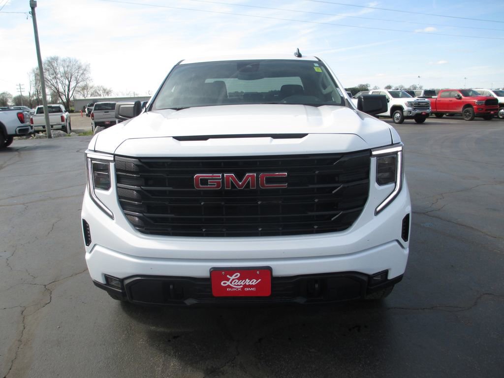 Used 2025 GMC Sierra 1500 Elevation image 12