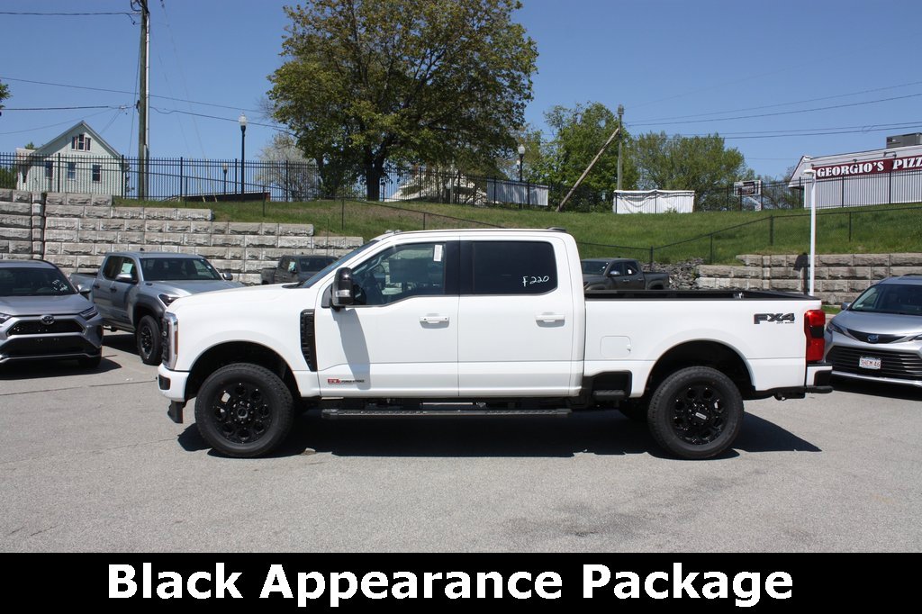 New 2025 Ford F350 Lariat w/ Lariat Ultimate Package image 2