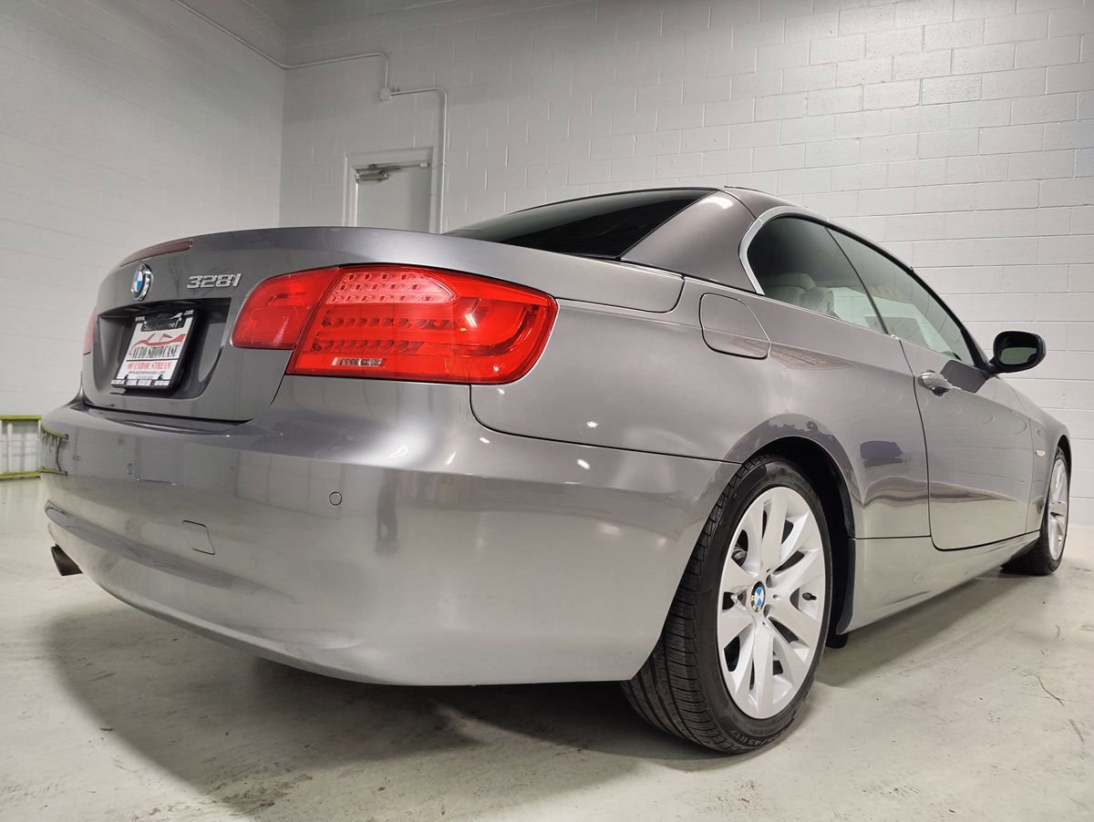 Used 2011 BMW 328i Convertible RWD image 6