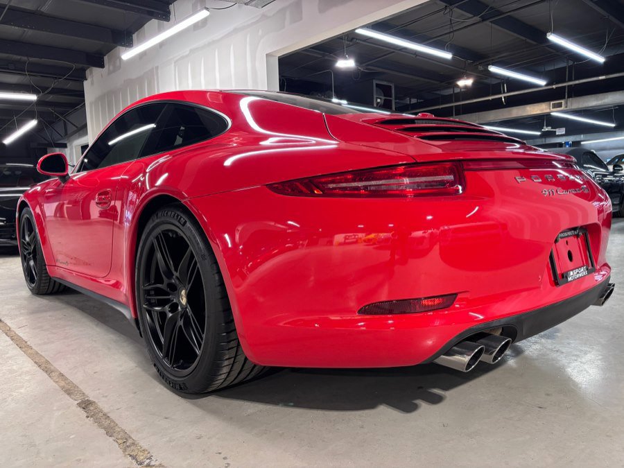 Used 2013 Porsche 911 Carrera 4S image 6