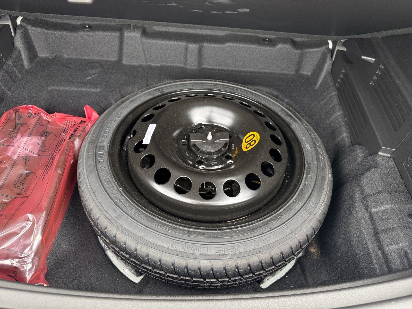 Used 2024 Chevrolet TrailBlazer ACTIV w/ Convenience Package image 32