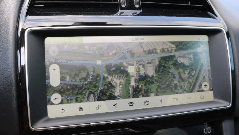 Used 2020 Jaguar F-PACE Premium AWD/4WD image 13