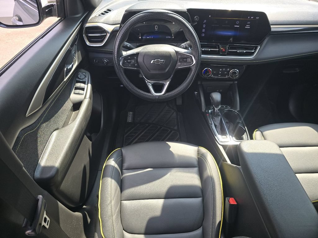 Used 2025 Chevrolet TrailBlazer ACTIV w/ Driver Confidence Package AWD/4WD image 23