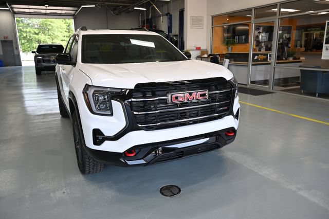 New 2026 GMC Terrain AT4 w/ Convenience Package III AWD/4WD image 3