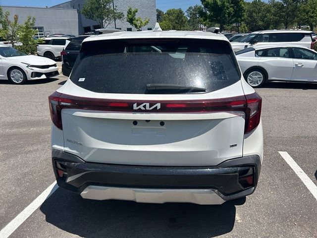 Certified 2024 Kia Seltos EX AWD/4WD image 8