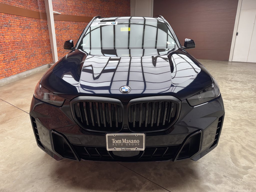 Certified 2026 BMW X5 xDrive40i w/ M Sport Package AWD/4WD image 8