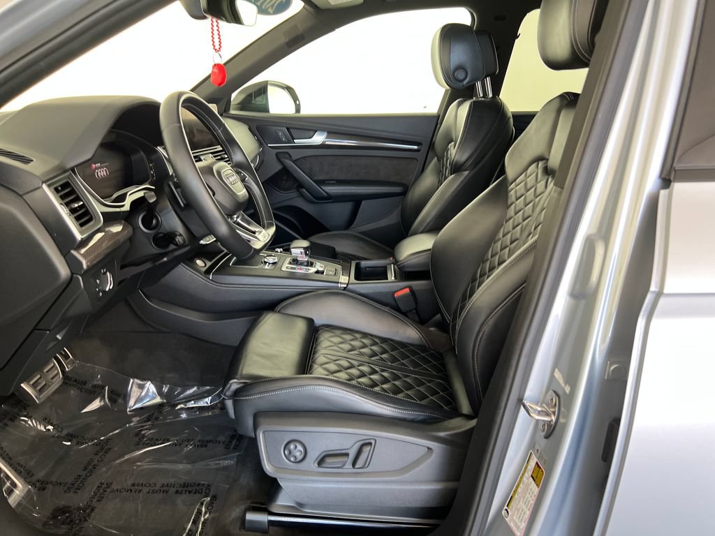 Used 2019 Audi SQ5 Premium Plus w/ Premium Plus Package AWD/4WD image 11