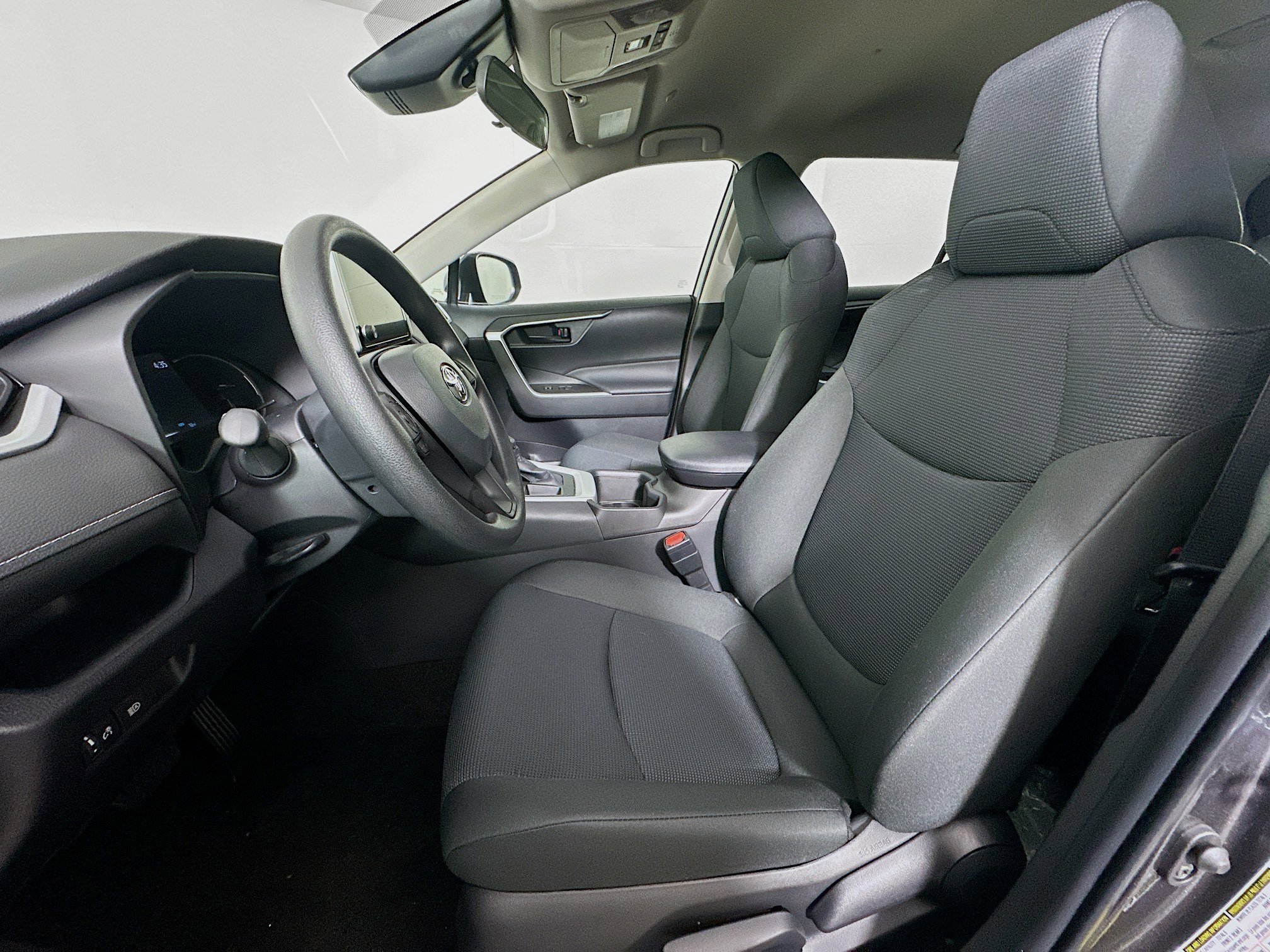 Used 2025 Toyota RAV4 LE image 13