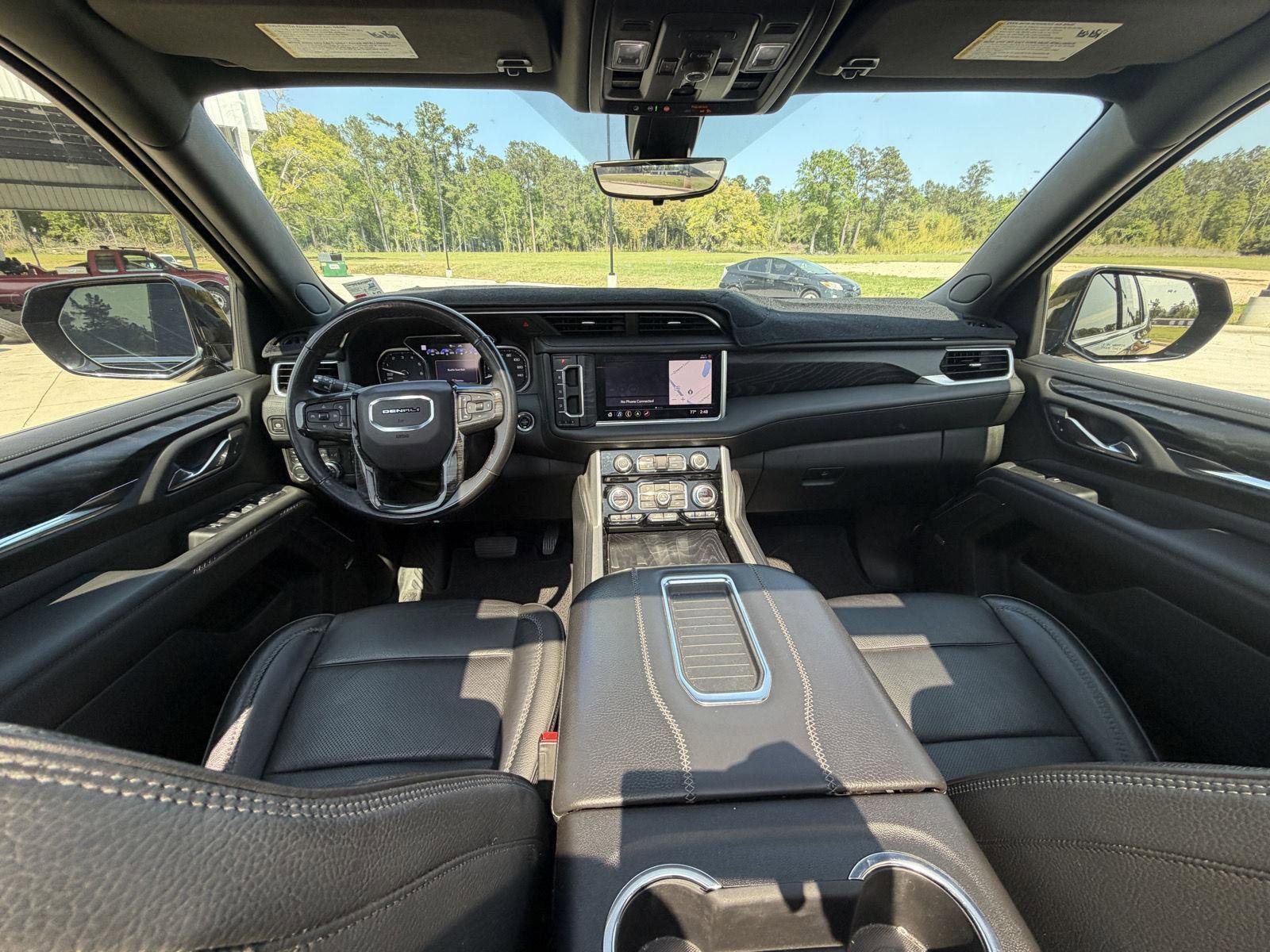 Used 2021 GMC Yukon Denali w/ Denali Ultimate Package image 17