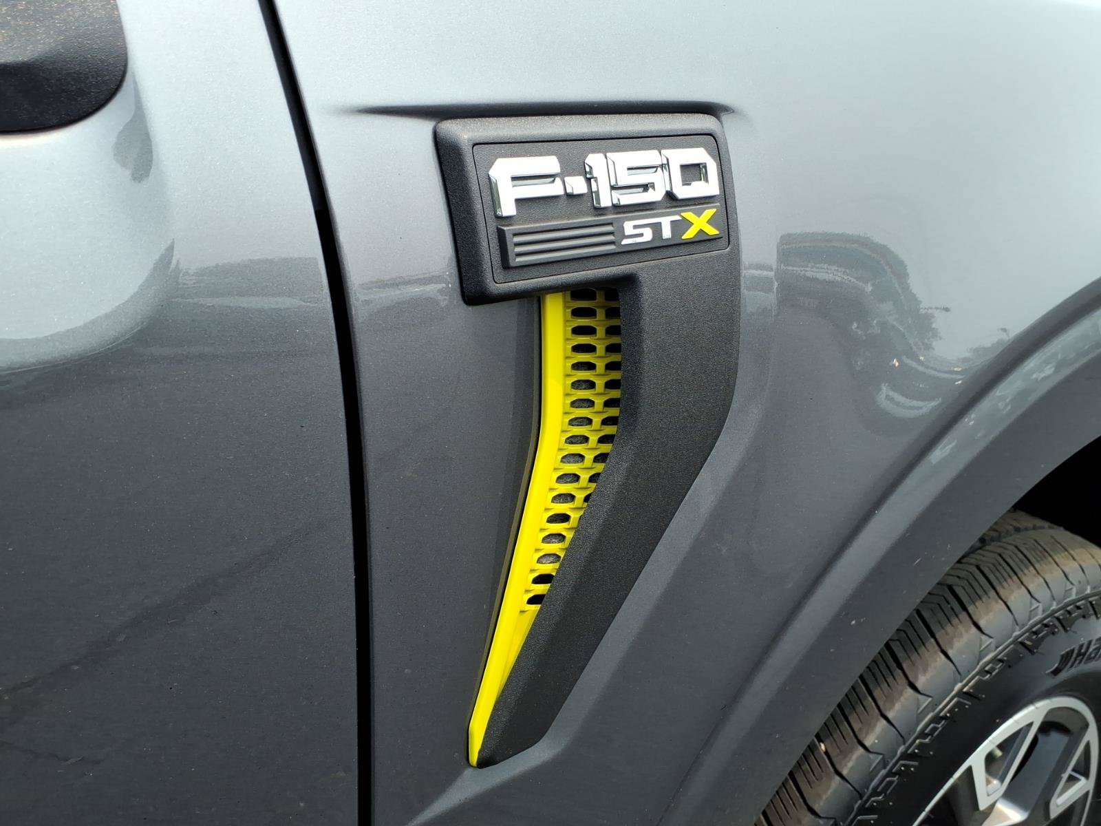 Certified 2024 Ford F150 STX AWD/4WD image 17