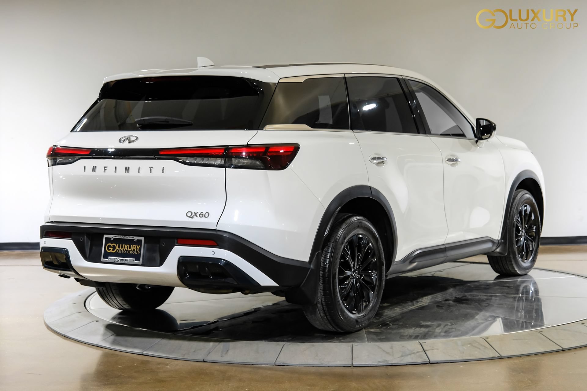 Used 2025 INFINITI QX60 Pure FWD image 10