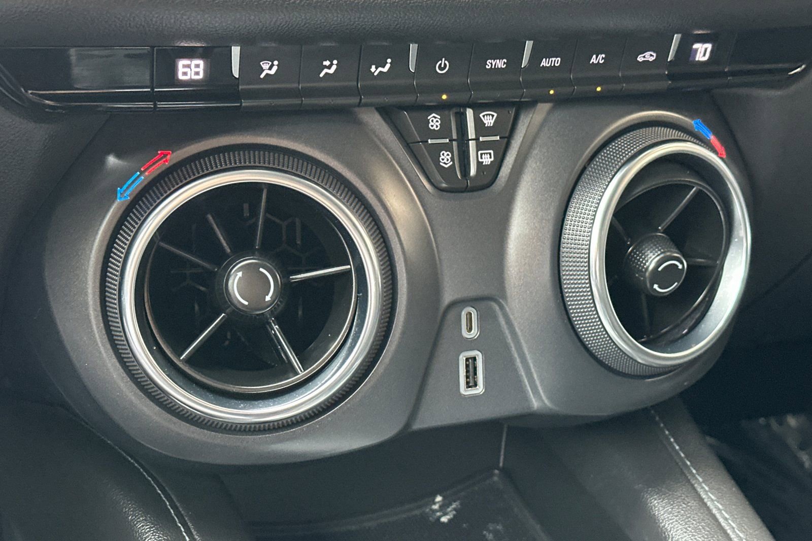 Certified 2022 Chevrolet Blazer LT w/ LPO, Black Grille Bar Package image 27