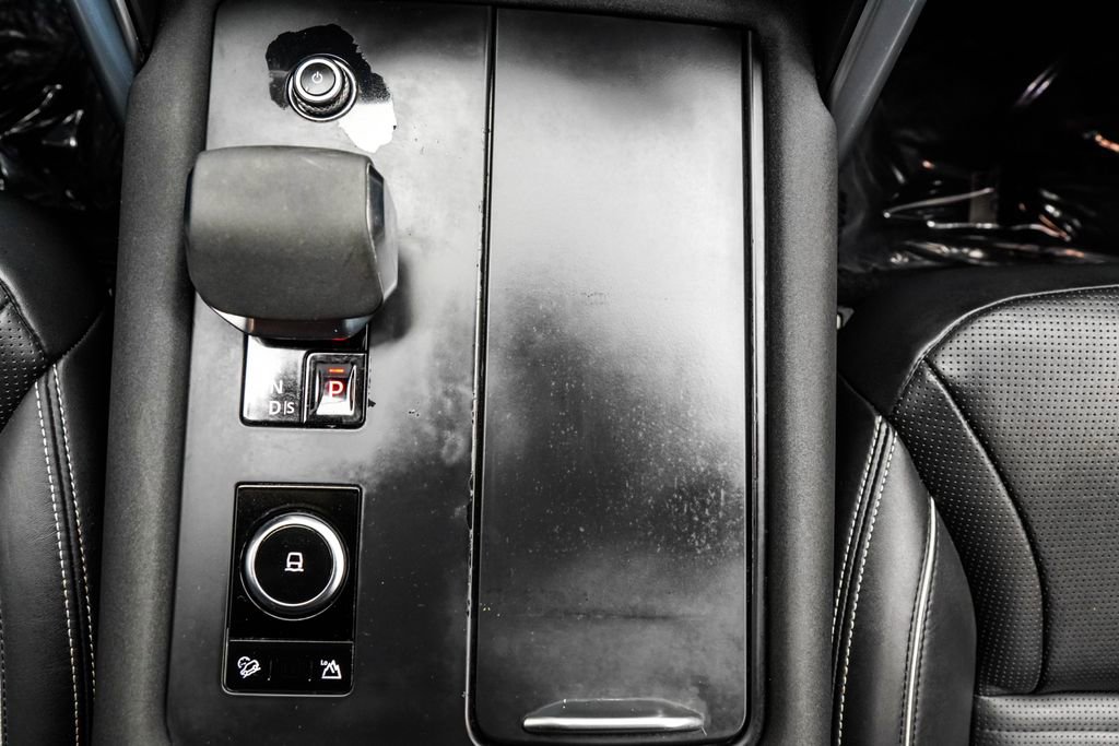 Used 2022 Land Rover Discovery HSE R-Dynamic image 27