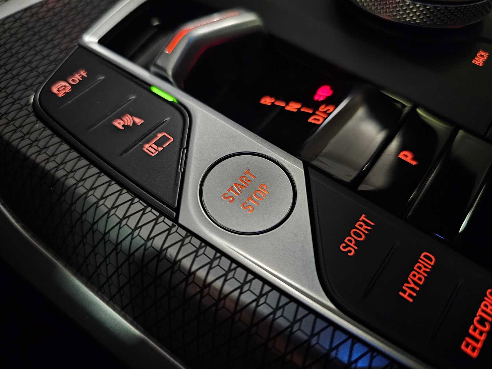 Used 2023 BMW 330e xDrive w/ M Sport Package image 31