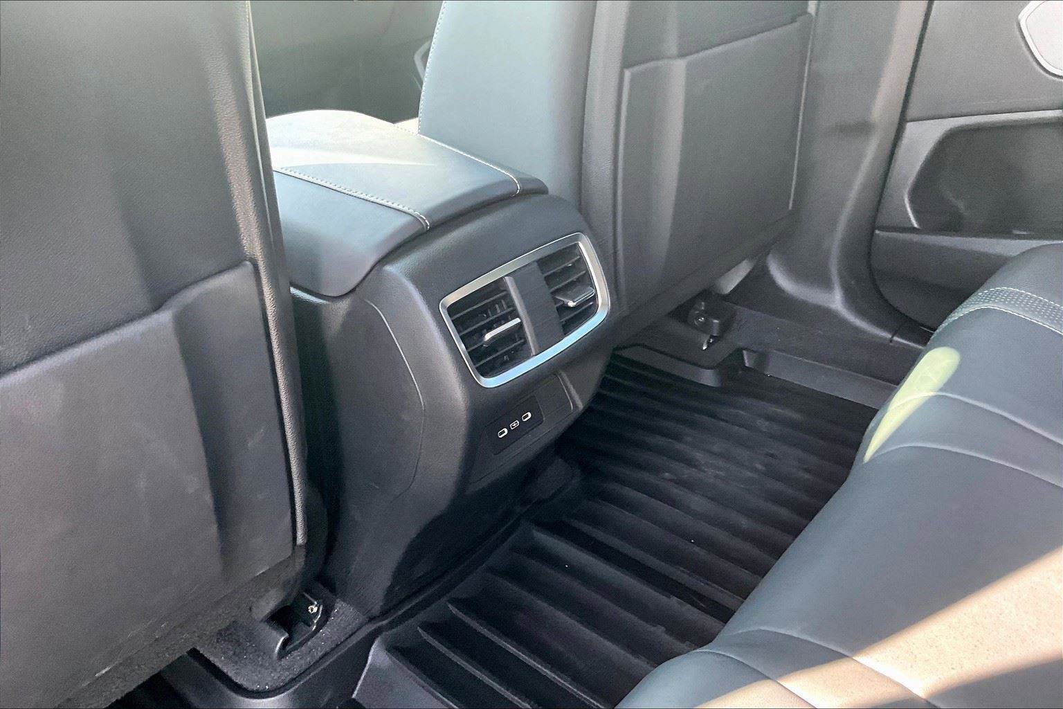 Used 2024 Acura RDX w/ Technology Package image 31